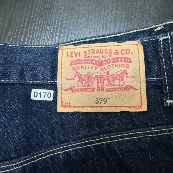 VTG Levi's 579 Jeans Men's 34x32 Dark Wash Baggy Straight Denim Skater Y2K 00s - Picture 12 of 12